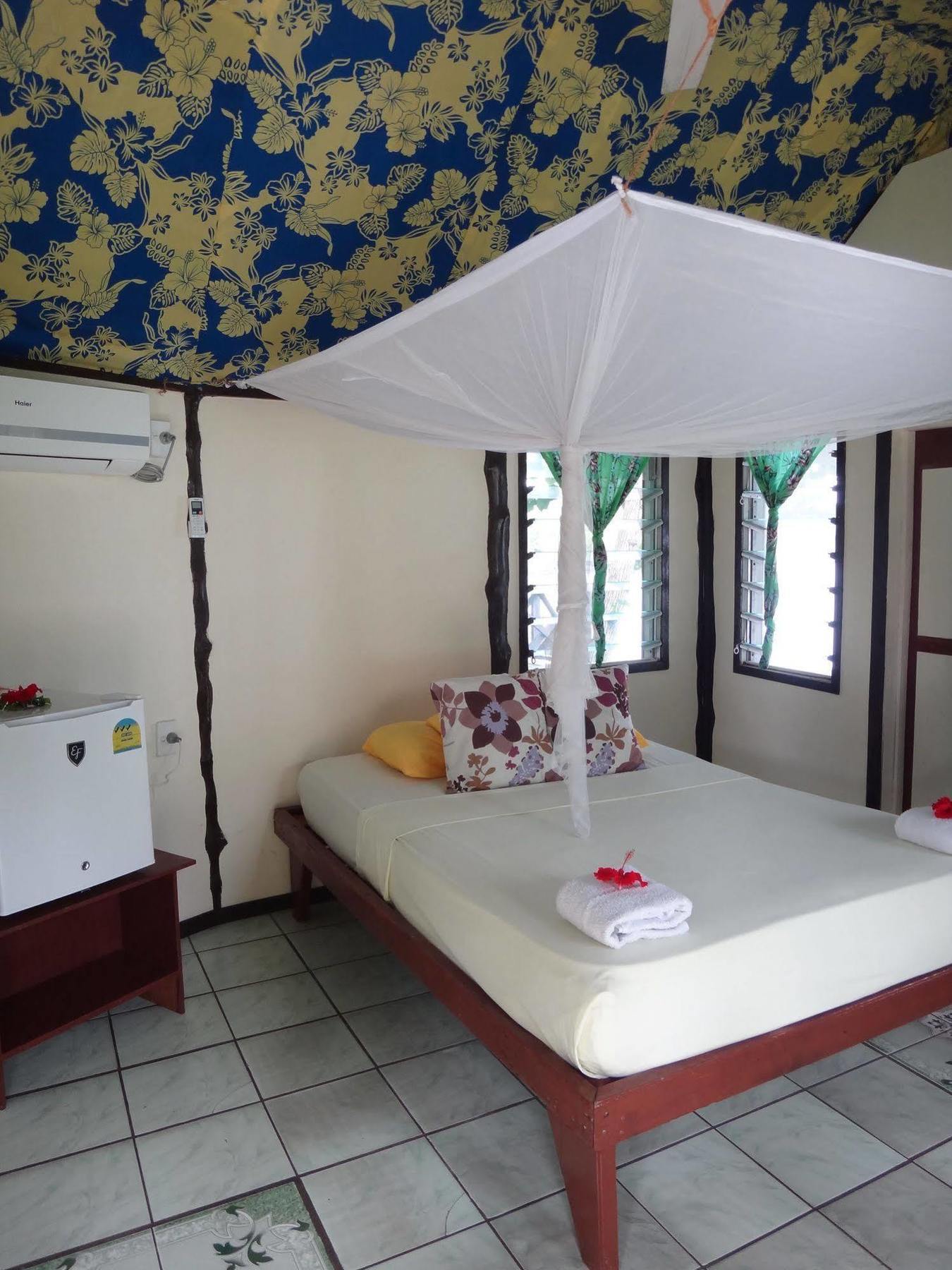Vaimoana Seaside Lodge Savai'i Island Екстер'єр фото