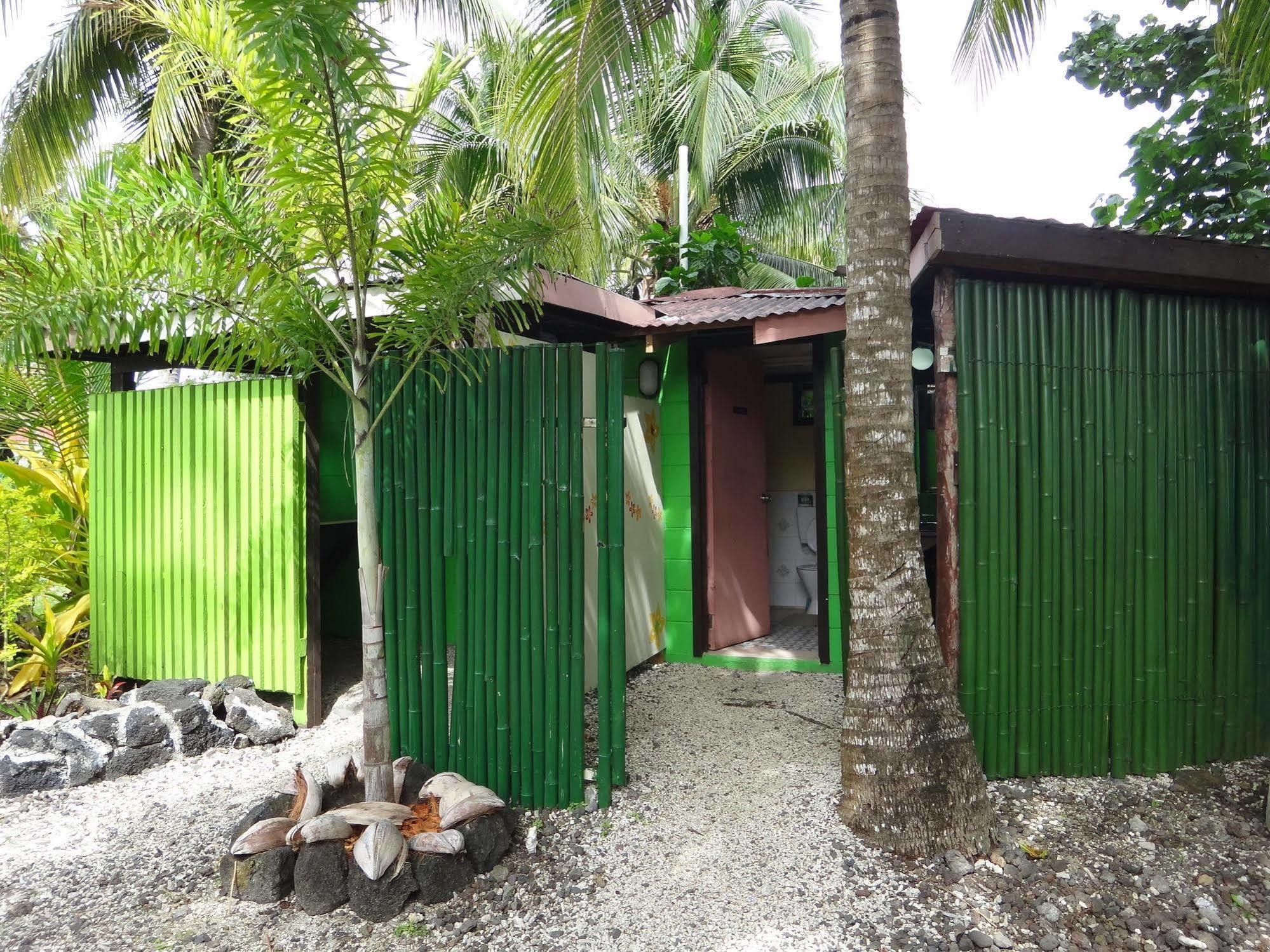 Vaimoana Seaside Lodge Savai'i Island Екстер'єр фото